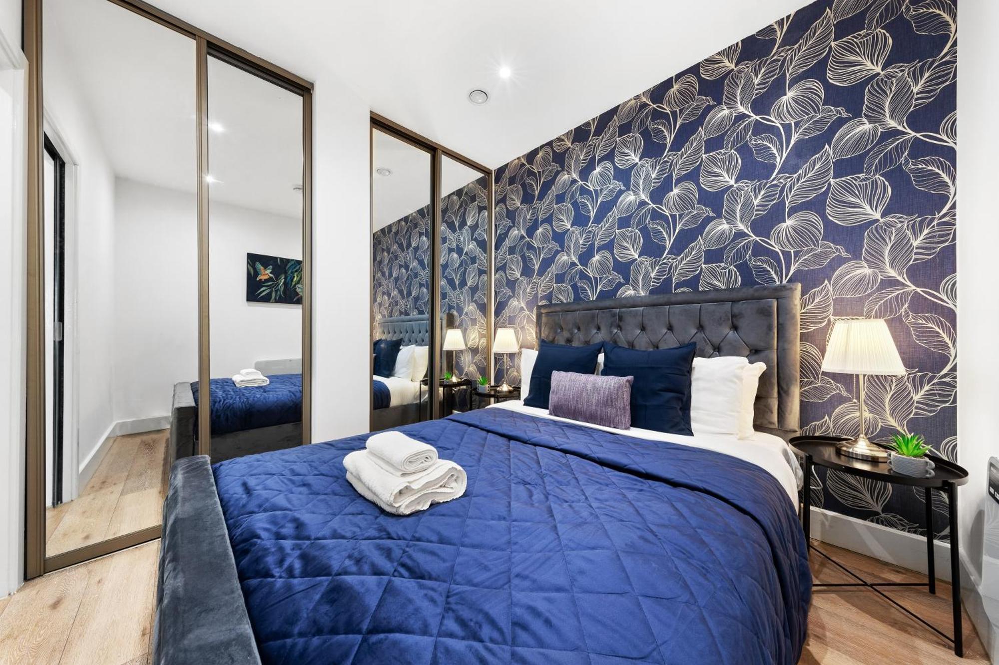 Modern One Bedroom Flat - Sleeps 5 -Near Heathrow - London Ub3 외부 사진