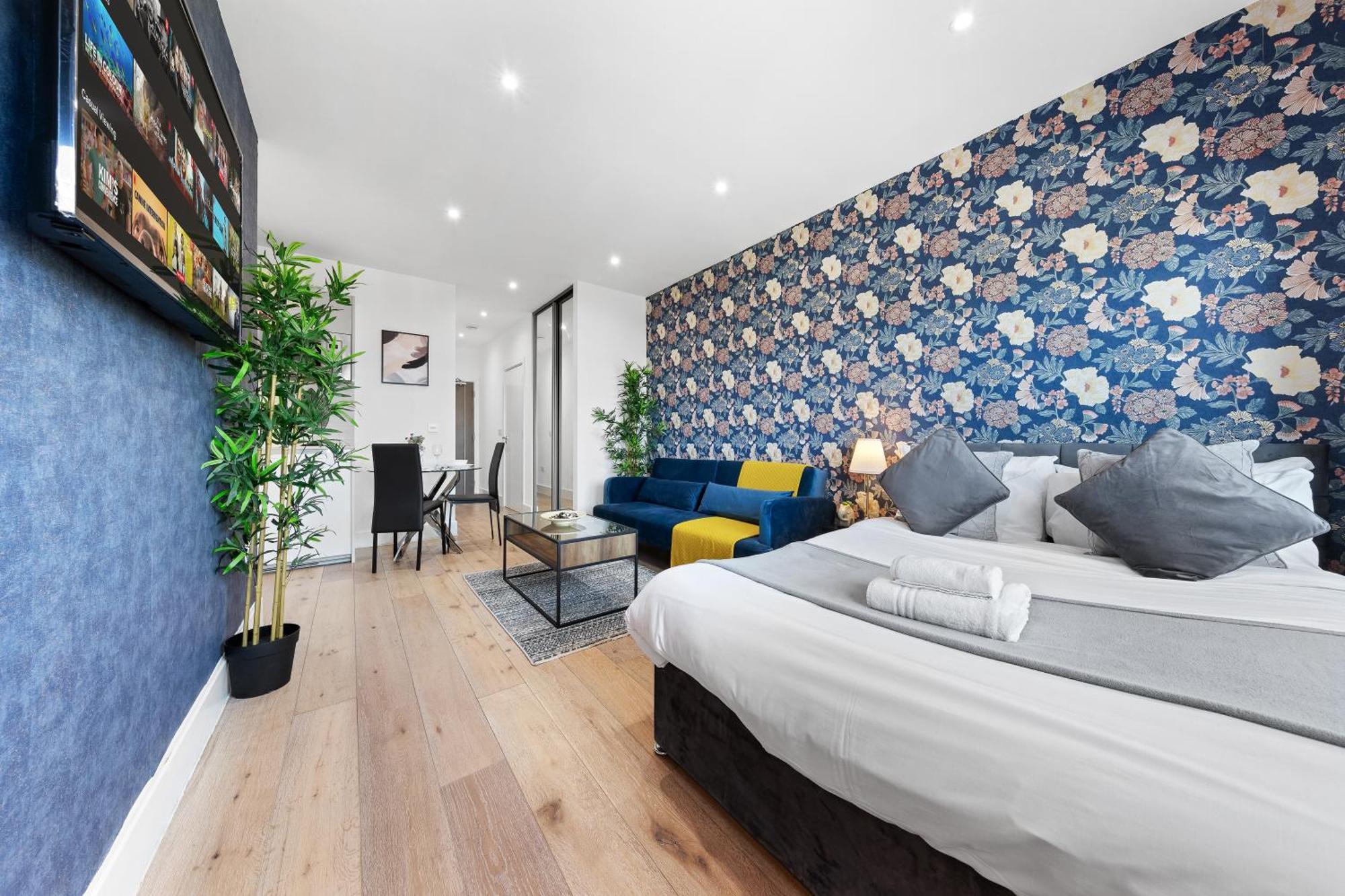 Modern One Bedroom Flat - Sleeps 5 -Near Heathrow - London Ub3 외부 사진