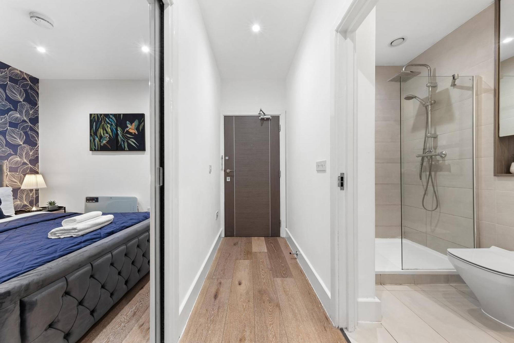 Modern One Bedroom Flat - Sleeps 5 -Near Heathrow - London Ub3 외부 사진